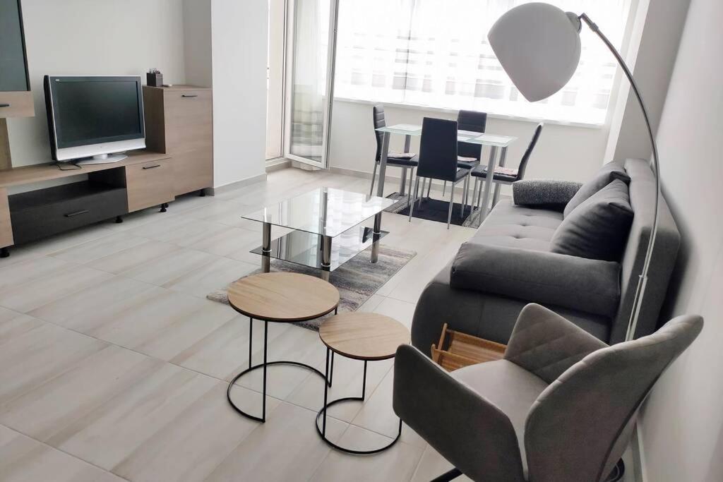 Plaza Apartman - City Center, Free Parking, Free Wifi 德布勒森 外观 照片